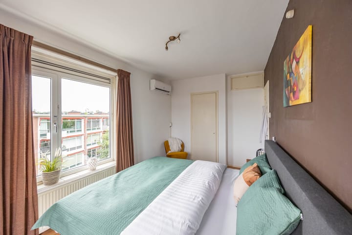 Foto 21 van Van Leeuwenhoekstraat 37