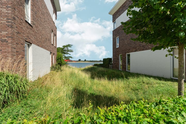 Foto 41 van Genesisstraat 22