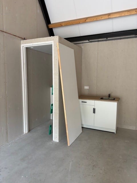 Bekijk foto 2 van Broekermeerdijk 8
