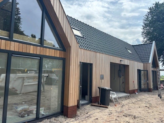 Bekijk foto 3 van Broekermeerdijk 8