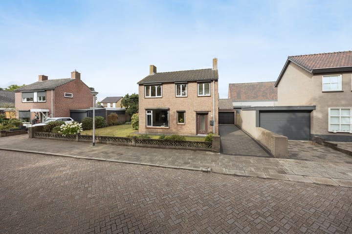 Foto 33 van Emmastraat 51