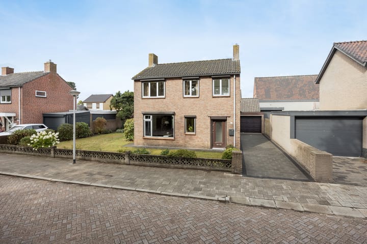 Foto 36 van Emmastraat 51