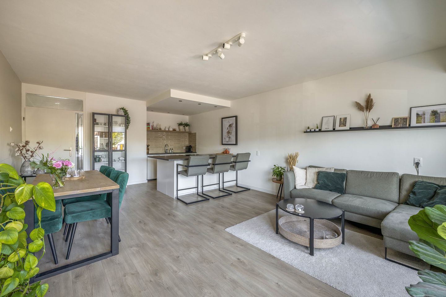 Photo 10 of Kanaalstraat 94-B