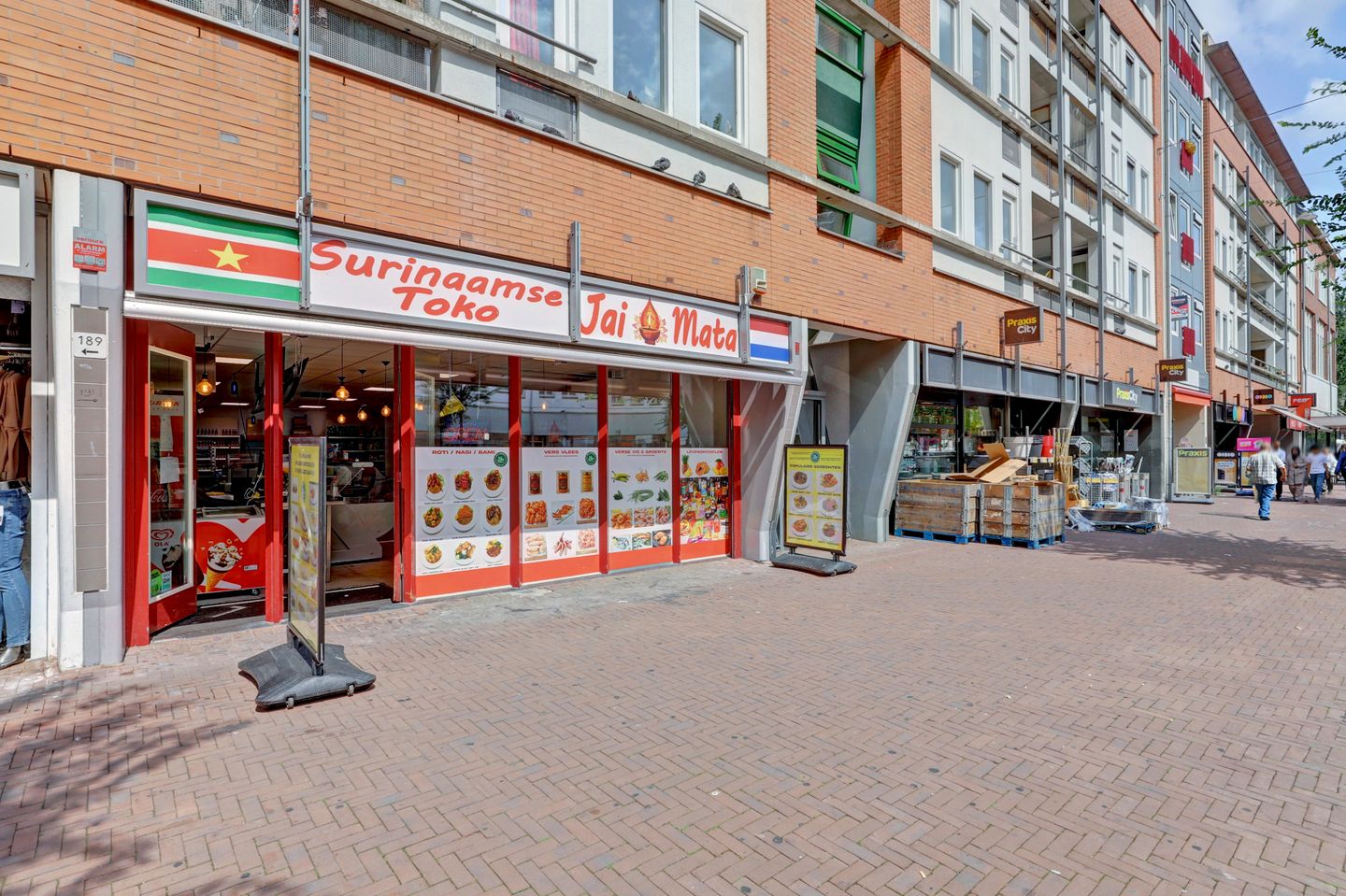View photo 1 of Eerste Van Swindenstraat 191