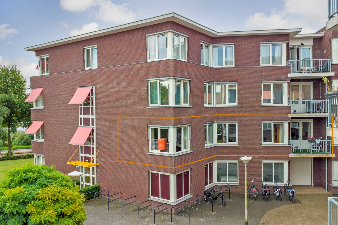 Photo 1 of Lijsterbesstraat 2-B