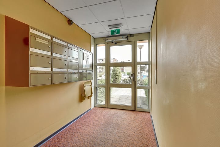 Photo 6 of Lijsterbesstraat 2-B