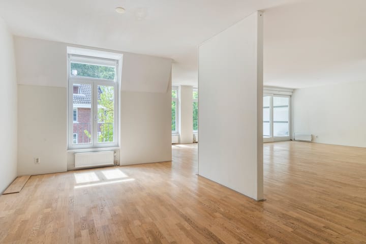 Foto 14 van Castellanie 68