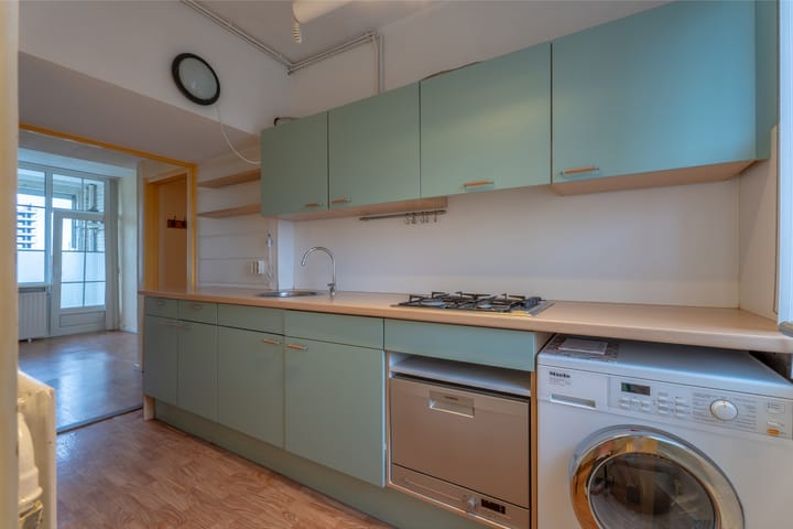 Foto 13 van Parallelweg 88-C