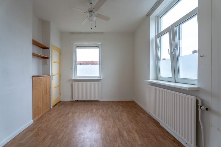 Foto 24 van Parallelweg 88-C