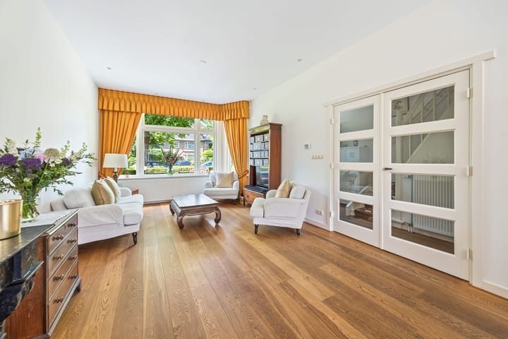 Photo 2 of Parkweg 244