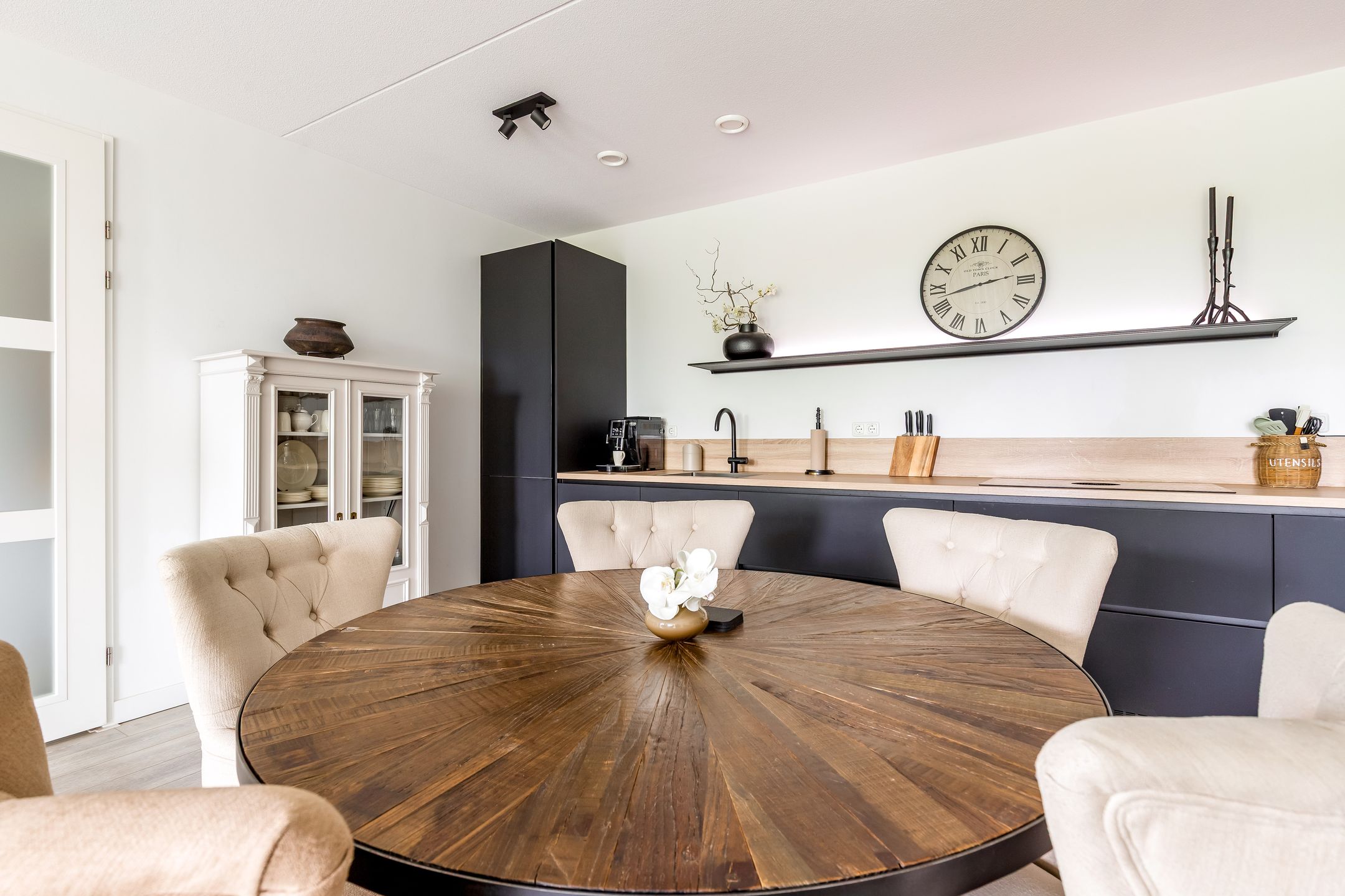 Foto 27 van Buenos Airesstraat 161