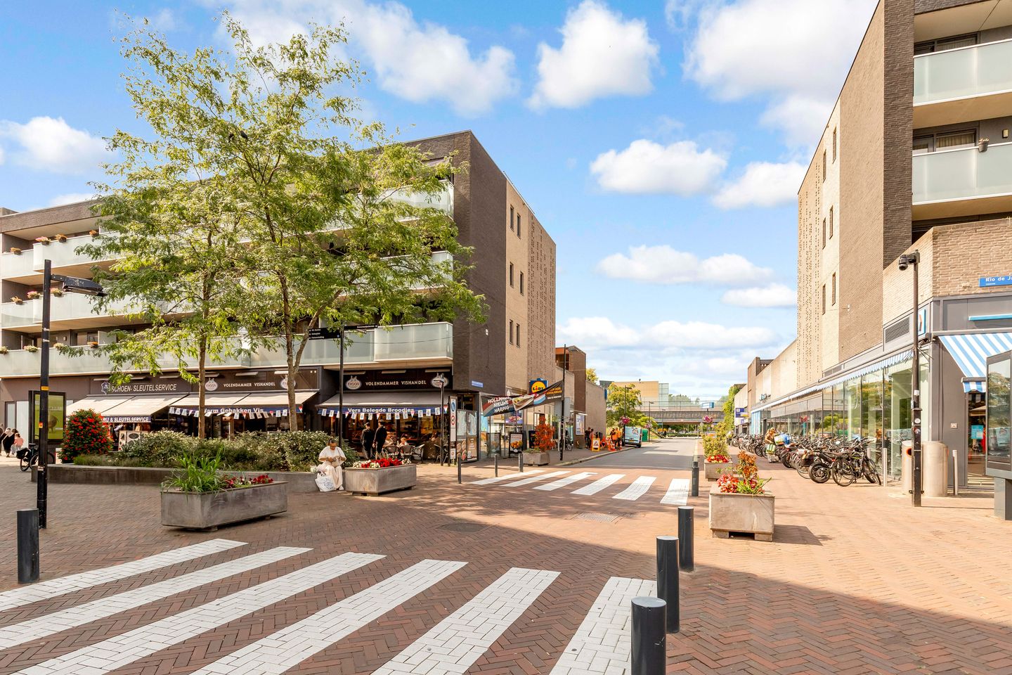 Foto 70 van Buenos Airesstraat 161