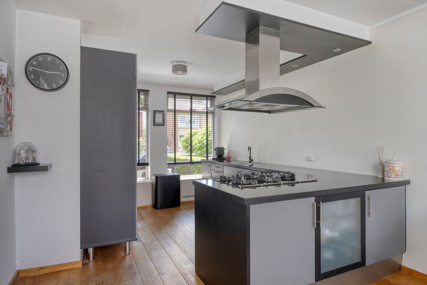 Foto 10 van Charles Ruysstraat 69