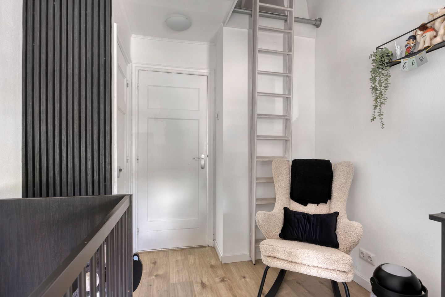 Foto 19 van Charles Ruysstraat 69