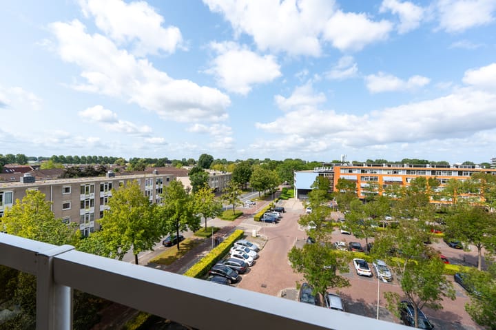 Photo 27 of Dr. Willem Dreesweg 333