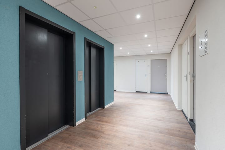 Photo 33 of Dr. Willem Dreesweg 333