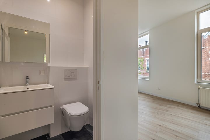 Foto 21 van Willem van Hillegaersbergstraat 117-B