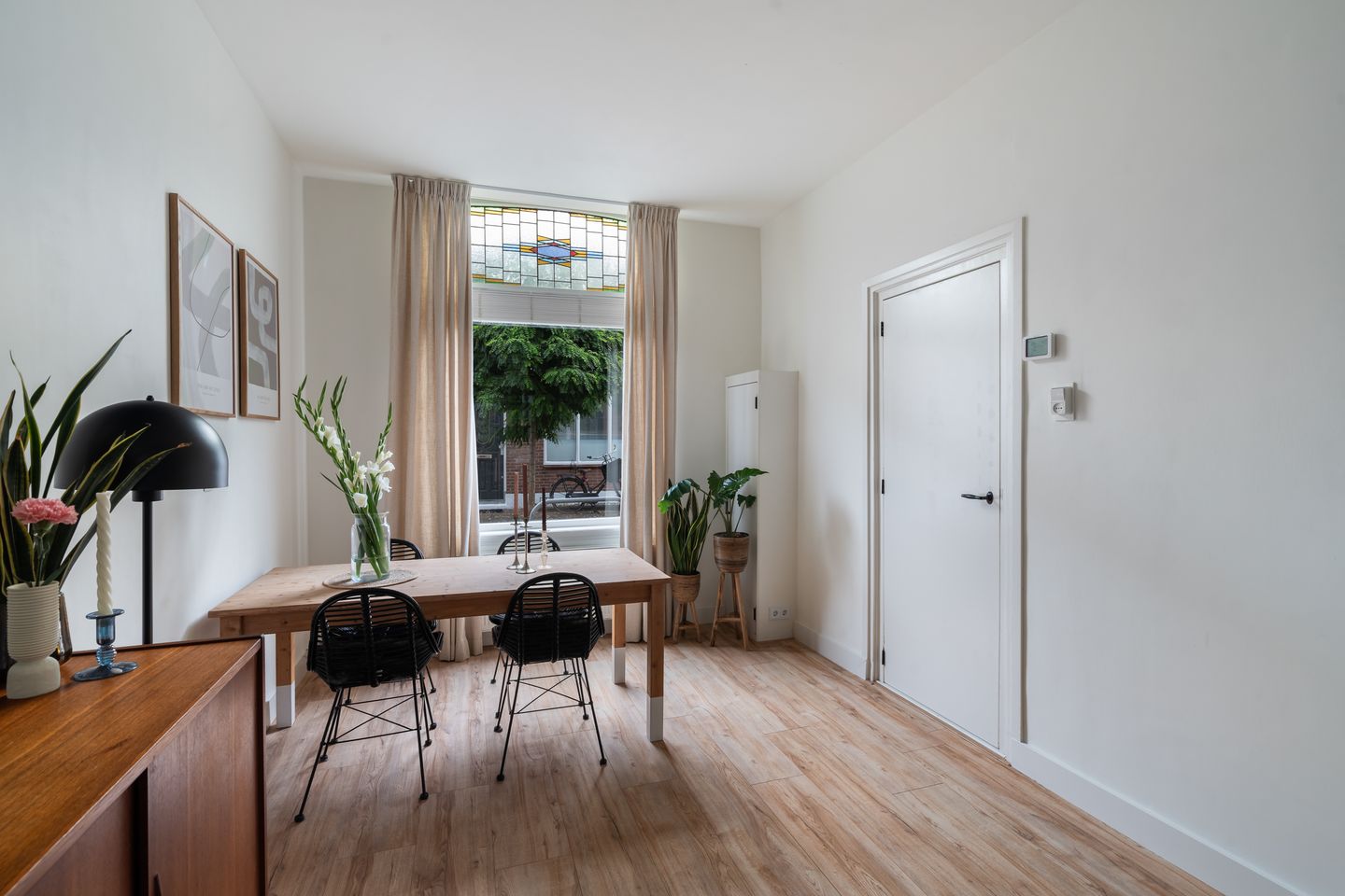 Photo 10 of Adriaan van Altenastraat 19