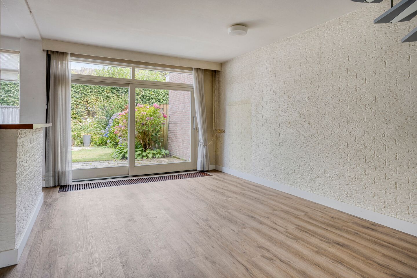 Photo 10 of Hazelaarlaan 57