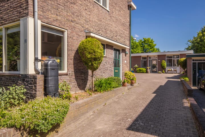 Foto 6 van Lovinklaan 6