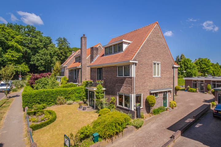 Foto 5 van Lovinklaan 6