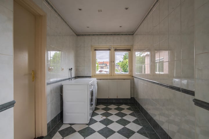 Foto 31 van Lovinklaan 6