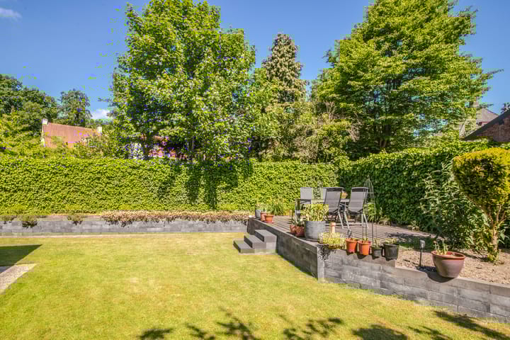 Foto 42 van Lovinklaan 6