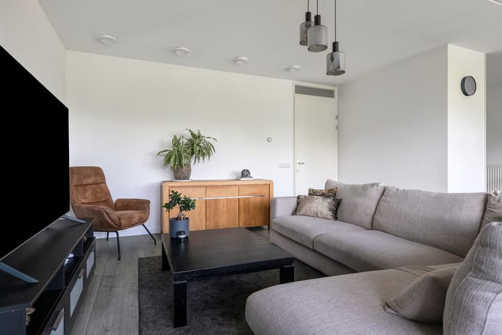 Foto 14 van Mira 5-J