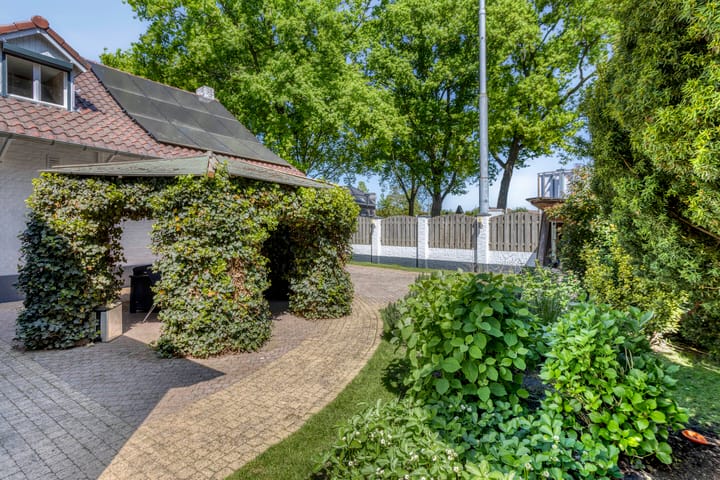 Photo 37 of Beegderweg 1