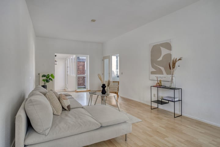 Photo 8 of Wycker Brugstraat 3-B