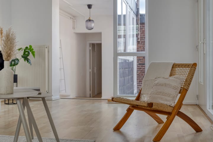 Photo 10 of Wycker Brugstraat 3-B