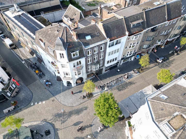 Photo 35 of Wycker Brugstraat 3-B