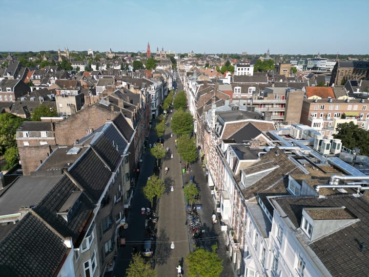 Photo 37 of Wycker Brugstraat 3-B