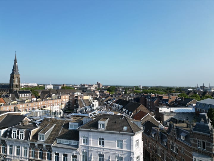 Photo 42 of Wycker Brugstraat 3-B