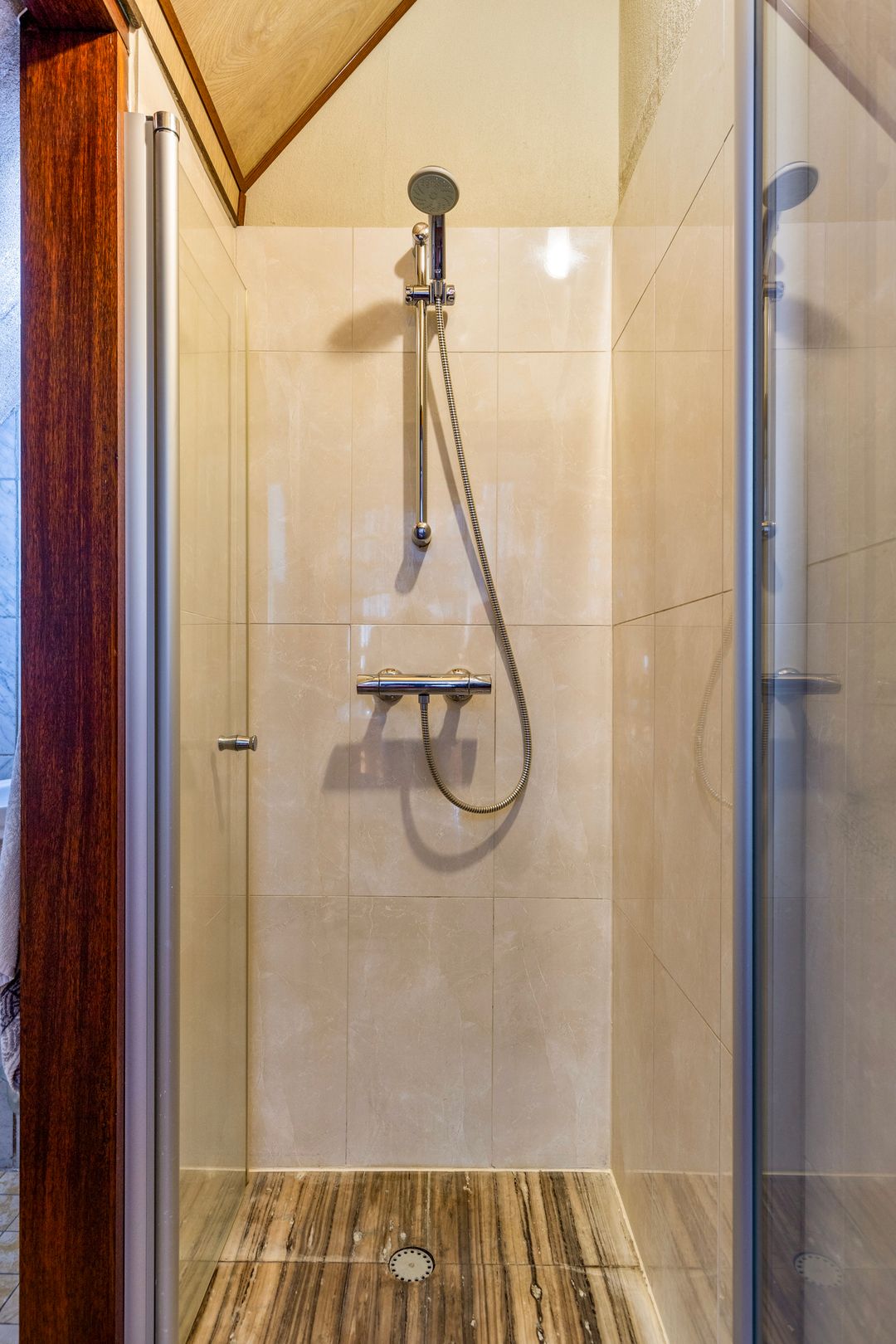 Foto 23 van Bas Jungeriusstraat 96-C