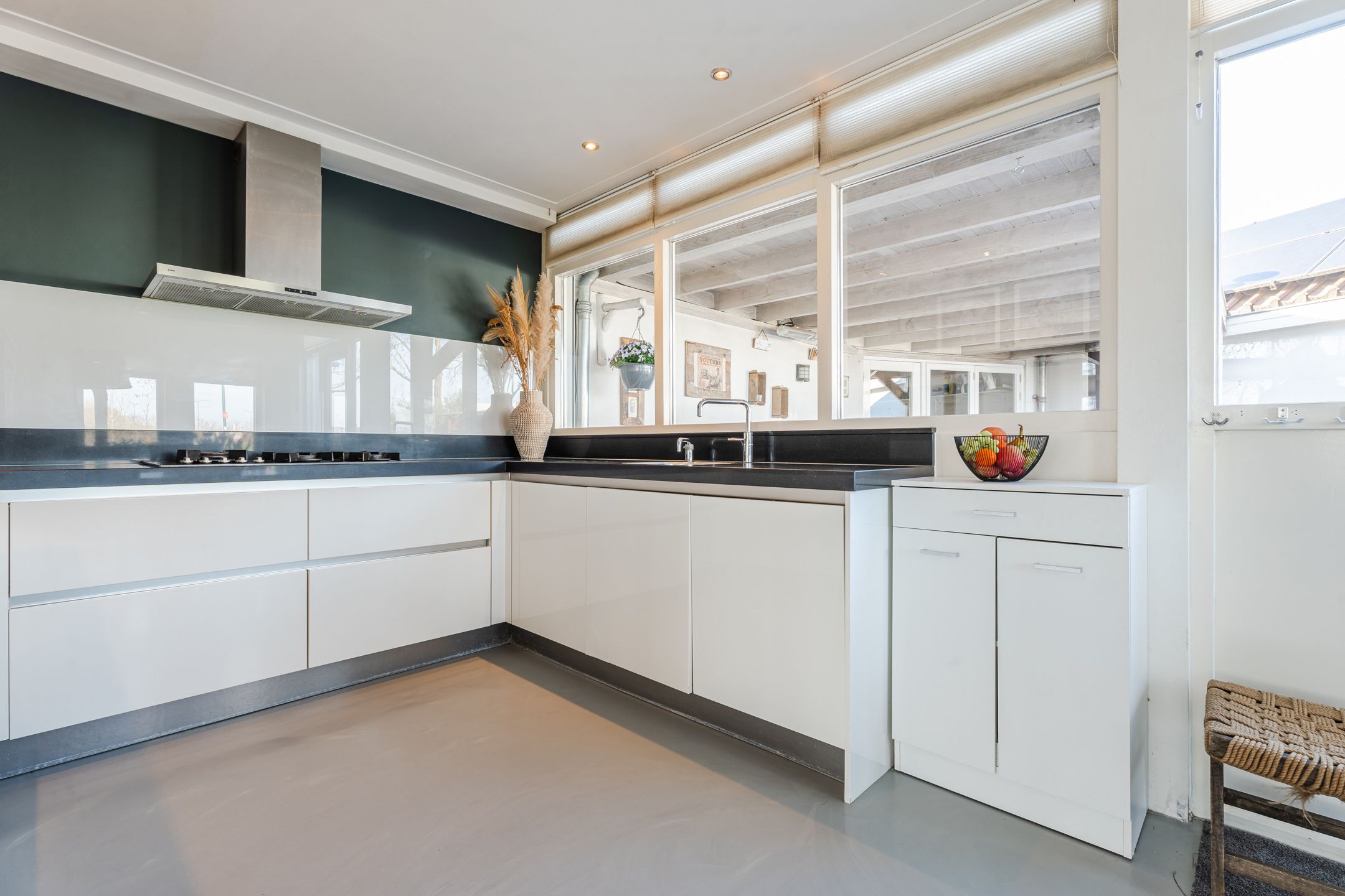 Photo 18 of Oosterstraat 29