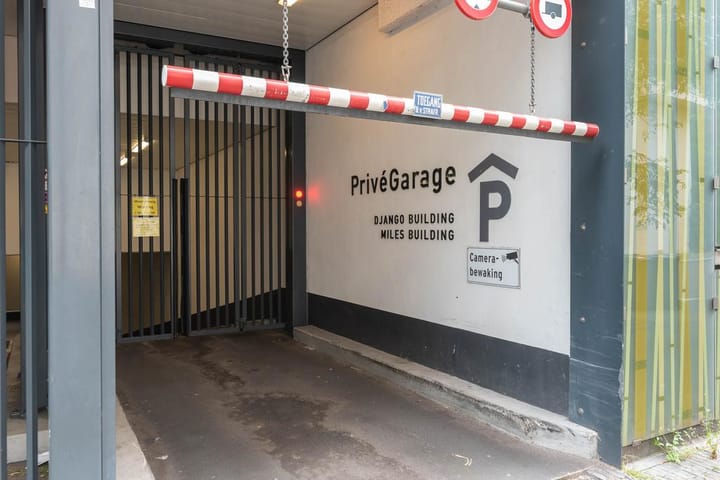 Foto 4 van Gustav Mahlerlaan 549-D