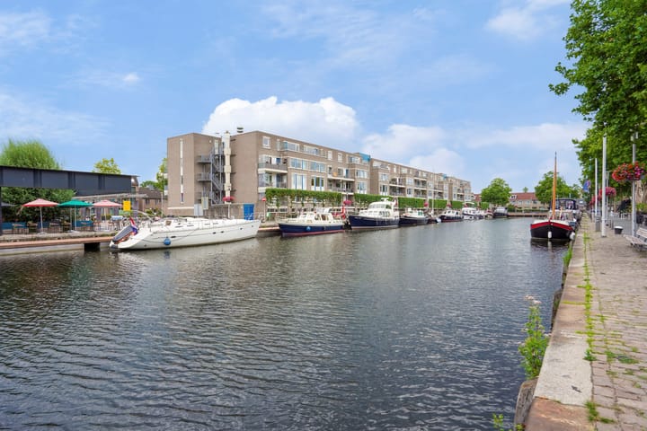 Foto 39 van Catamaranstraat 10