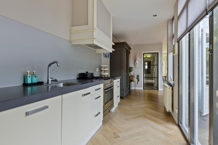 Foto 26 van Westerparkstraat 13