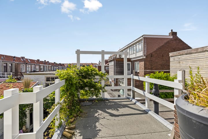 Foto 42 van Westerparkstraat 13