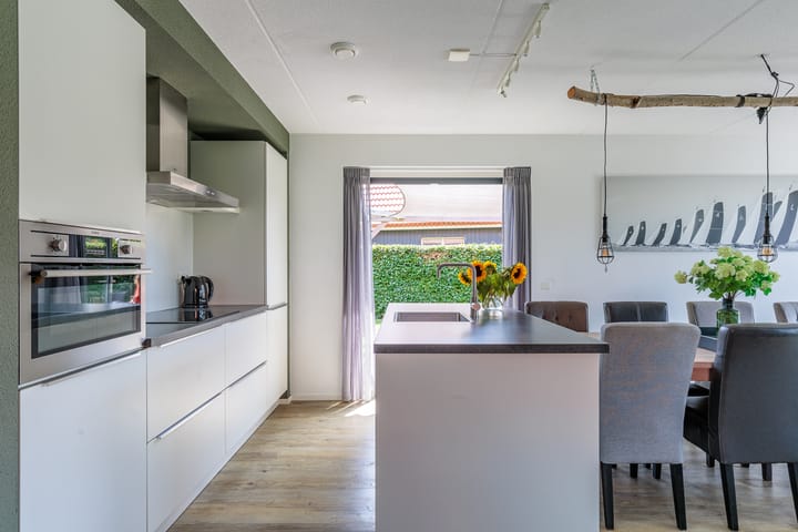 Foto 12 van De Potten 110