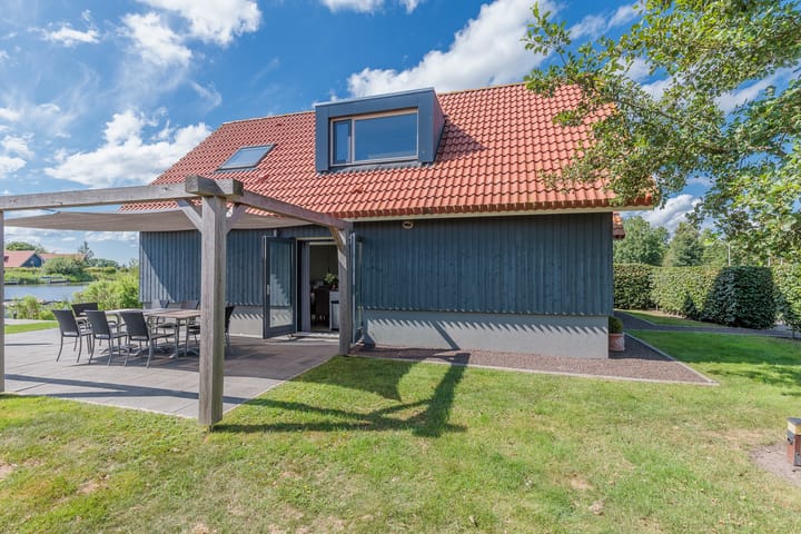 Foto 32 van De Potten 110