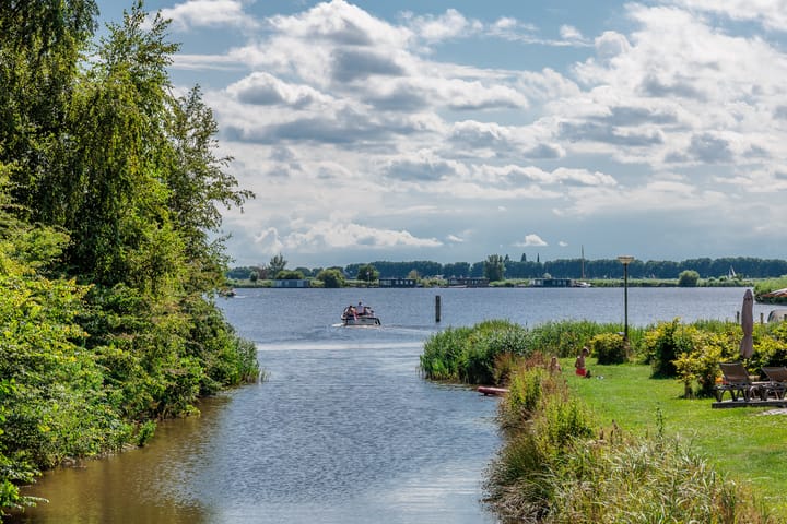 Foto 36 van De Potten 110