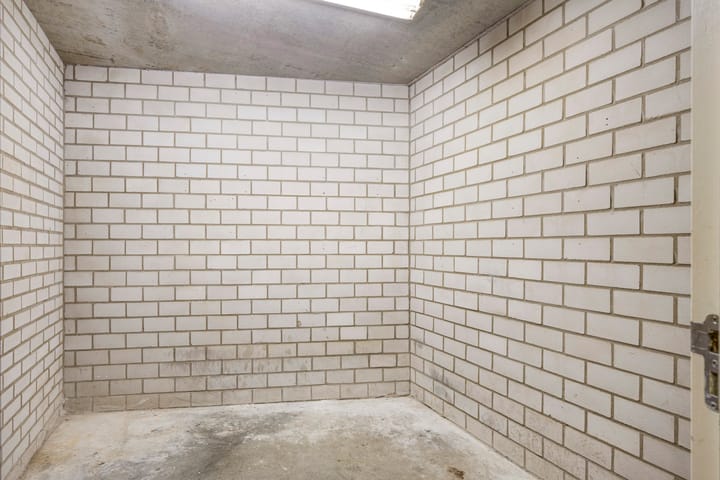 Photo 21 of Damstraat 6-C