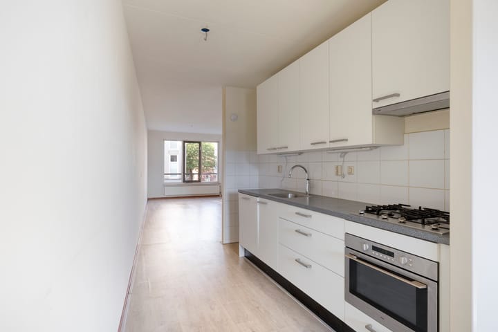 Photo 10 of Damstraat 6-C