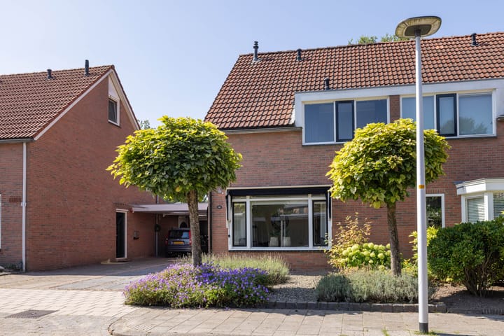 Foto 38 van Willem Royaardsstraat 50