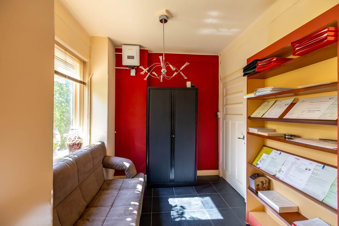 Foto 16 van Burgemeester Jollesstraat 16