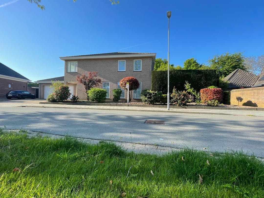 Foto 1 van Meester van de Venstraat 22