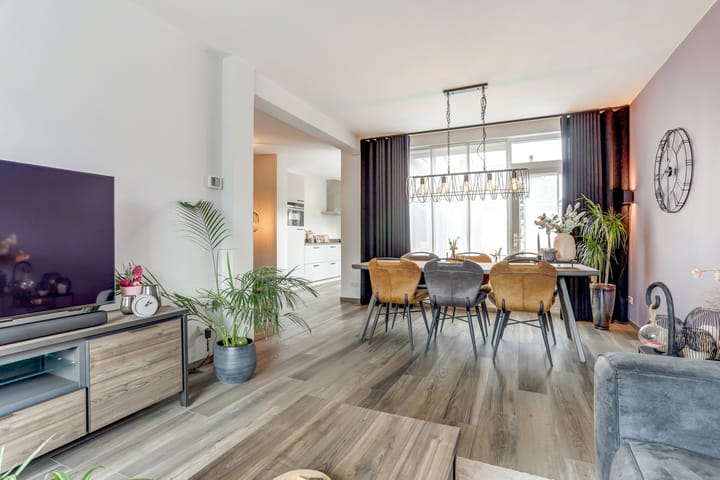 Photo 3 of Hoolstraat 22