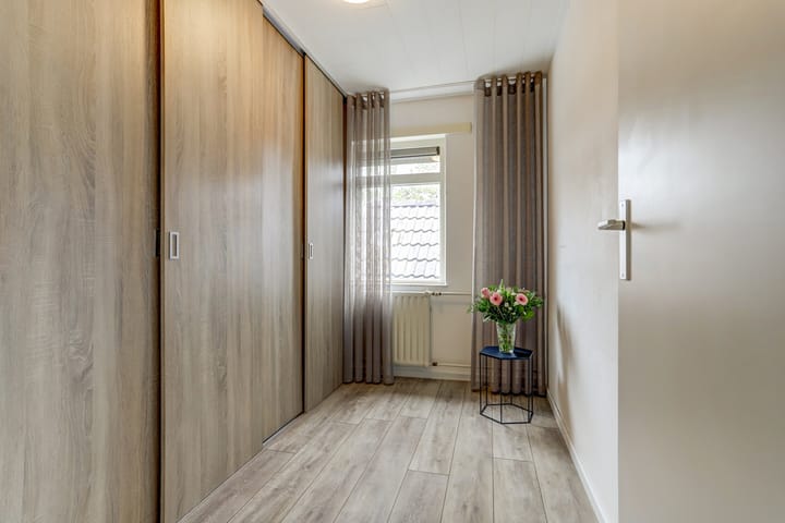 Photo 28 of Hoolstraat 22